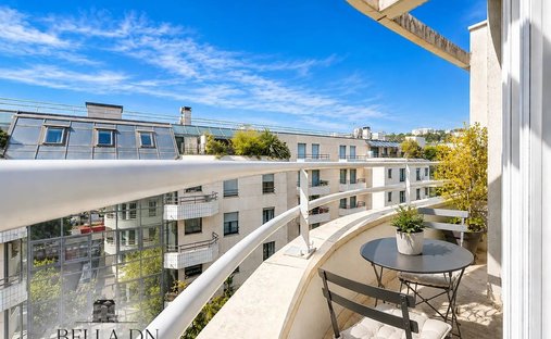 Apartment in Suresnes, Ile-de-France, France 1