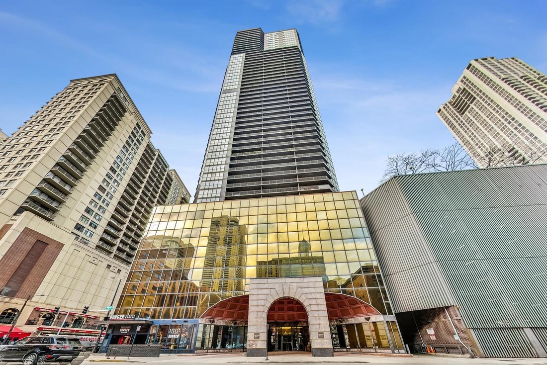 Condo in Chicago, Illinois, United States 1 - 18351020