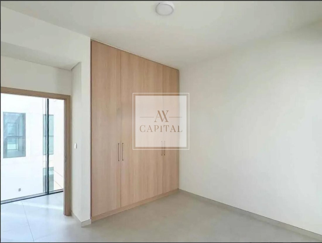 Townhouse in Palm Jumeirah, Dubai, United Arab Emirates 2 - 18352635