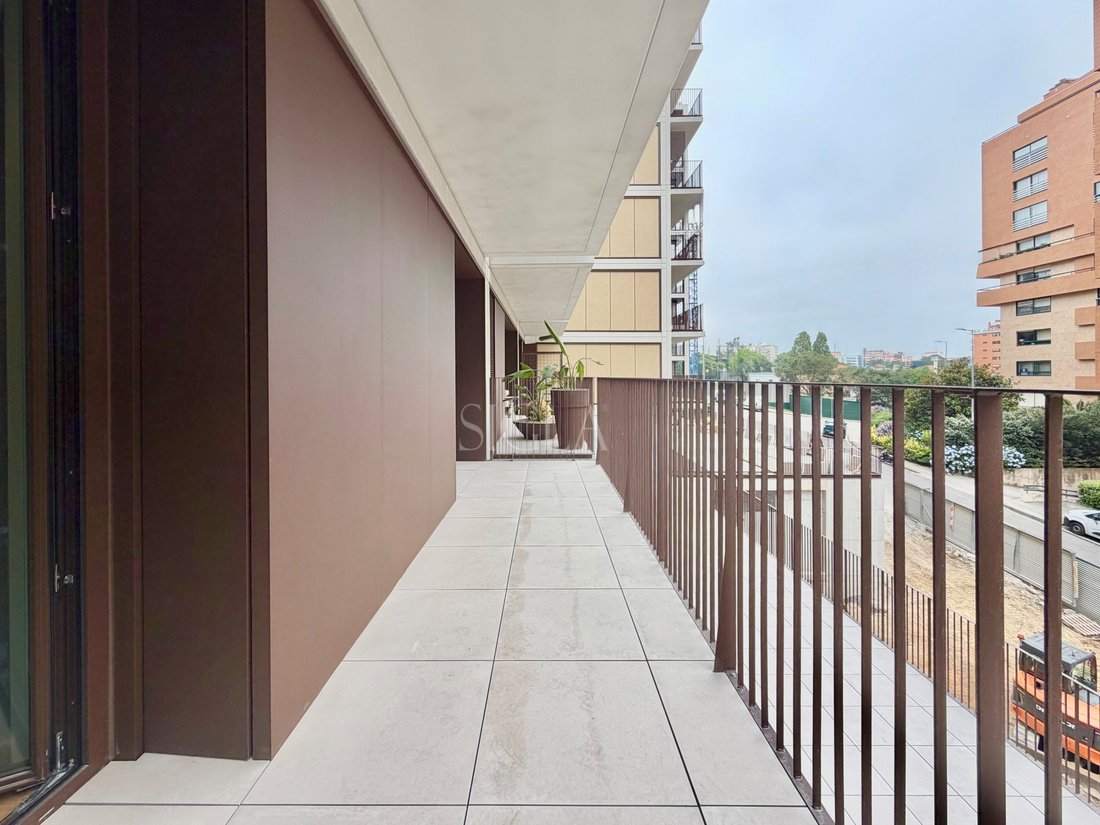 Apartment in Santa Marinha e Sao Pedro da Afurada, Porto District, Portugal 3 - 17694276