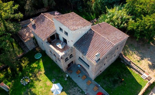 Country House in Bascara, Catalonia, Spain 1
