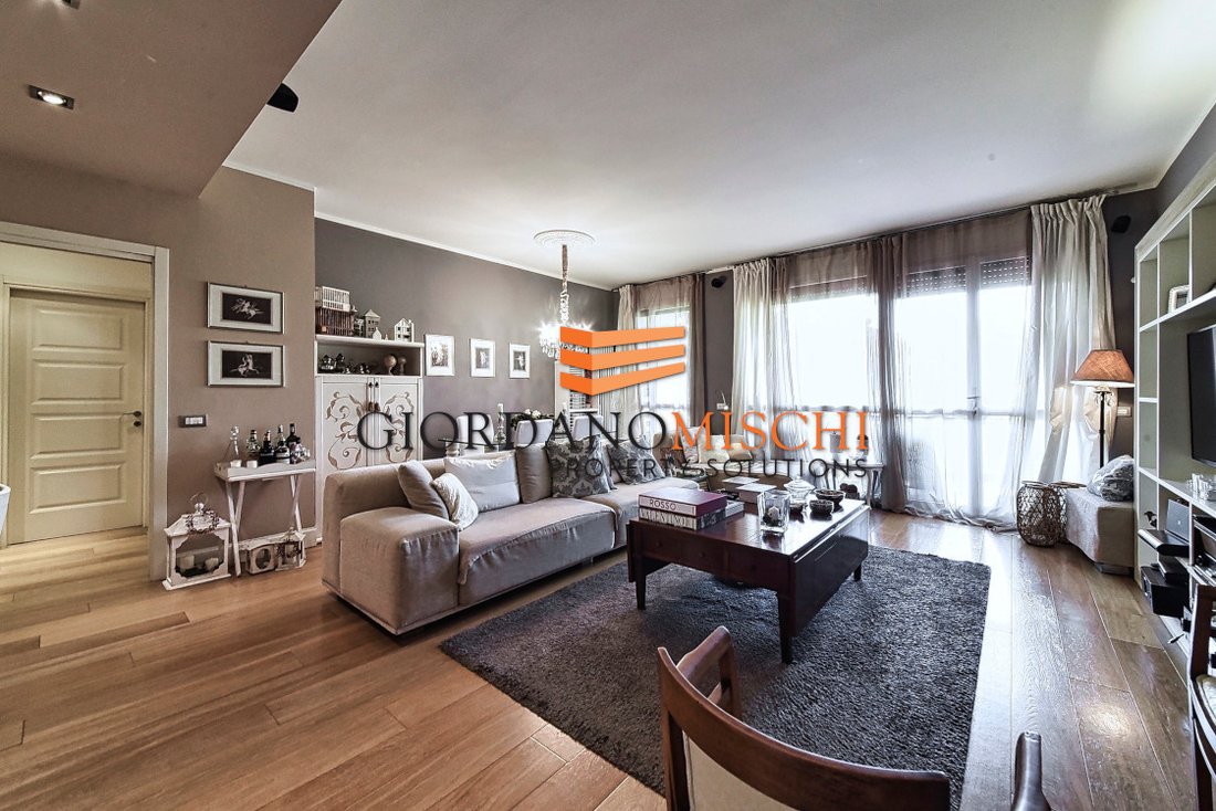 Apartment in Vedano al Lambro, Lombardy, Italy 2 - 18353597