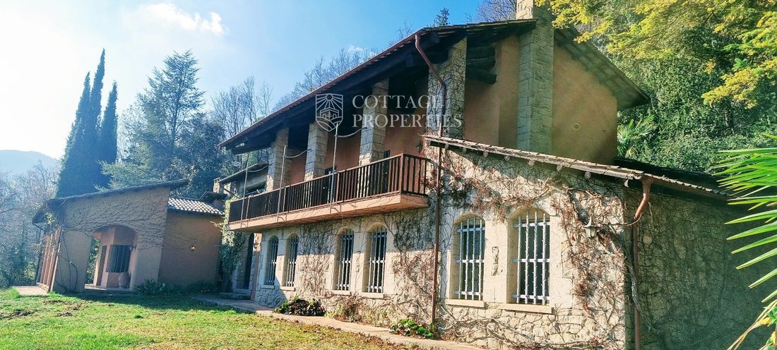 Finca in Olot, Catalonia, Spain 2 - 18352883