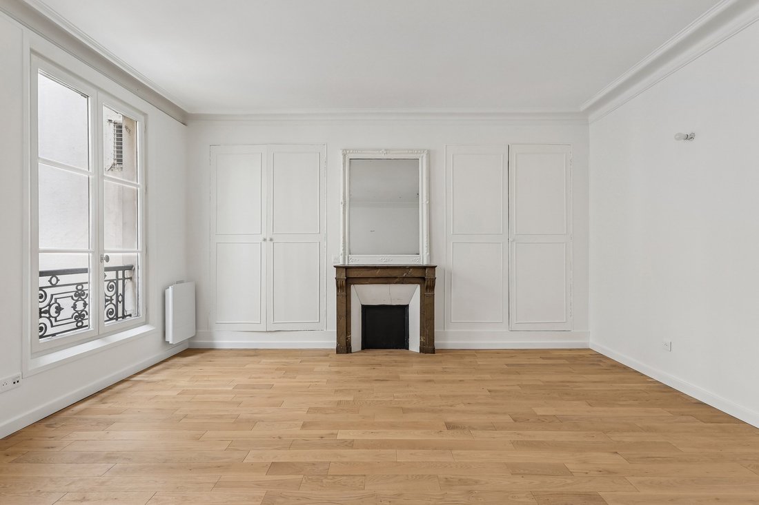 Apartment in Odéon, Paris 6e Arrondissement, Paris 1 - 18356564