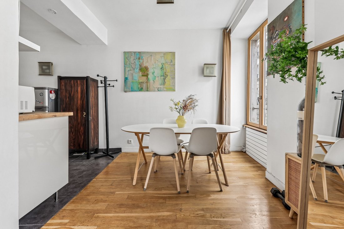 Apartment in Odéon, Paris 6e Arrondissement, Paris 4 - 18356558