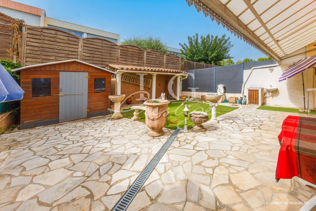 Villa in Hauts de Saint Jean-Hauts de l'Aubarede, Le Cannet, France 2 - 18352704
