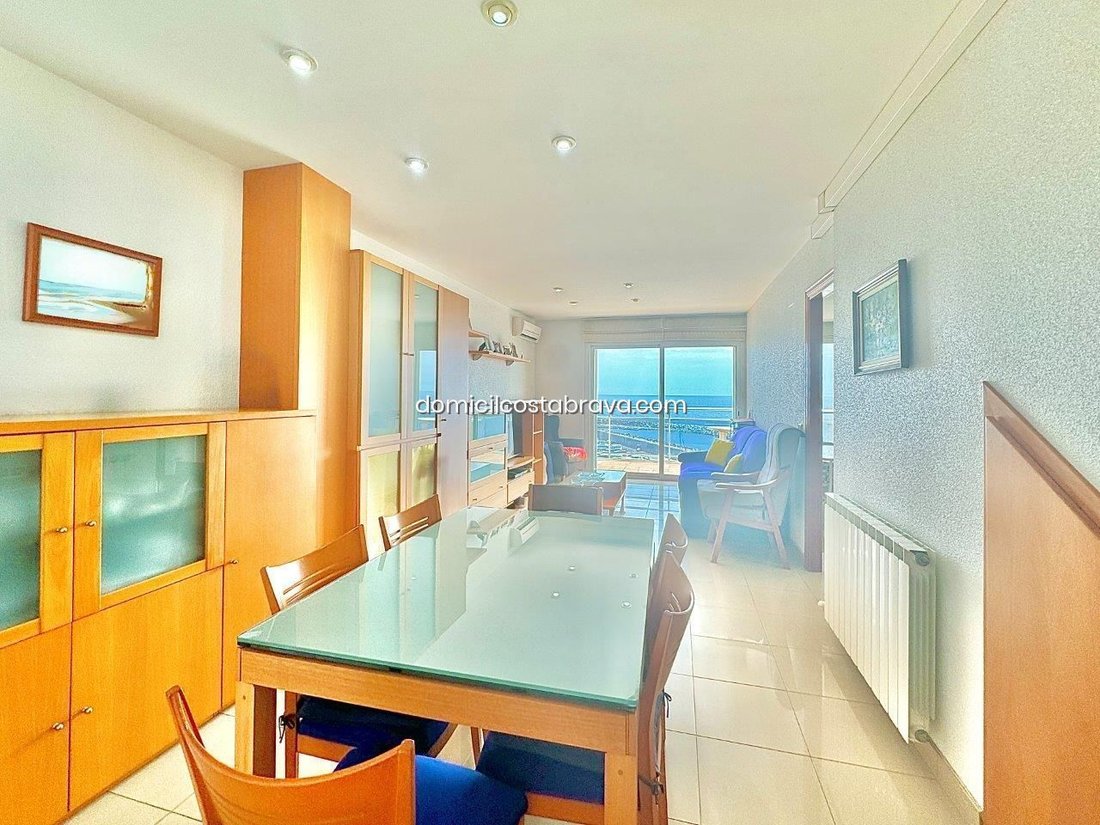 Penthouse in Palamos, Catalonia, Spain 5 - 18351472