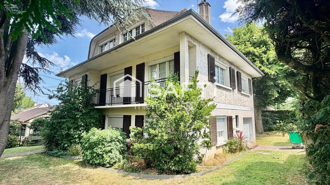 House in Domont, Ile-de-France, France 1 - 18353026