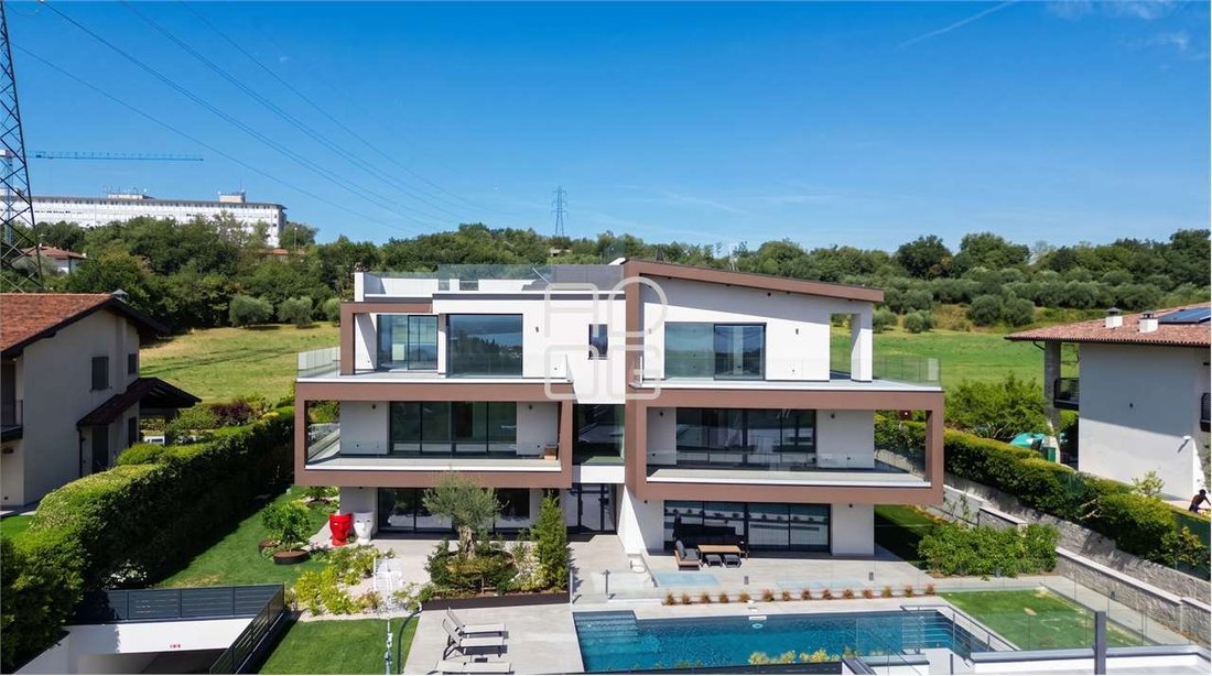 Apartment in Desenzanino, Desenzano del Garda, Lombardy 3 - 13031566