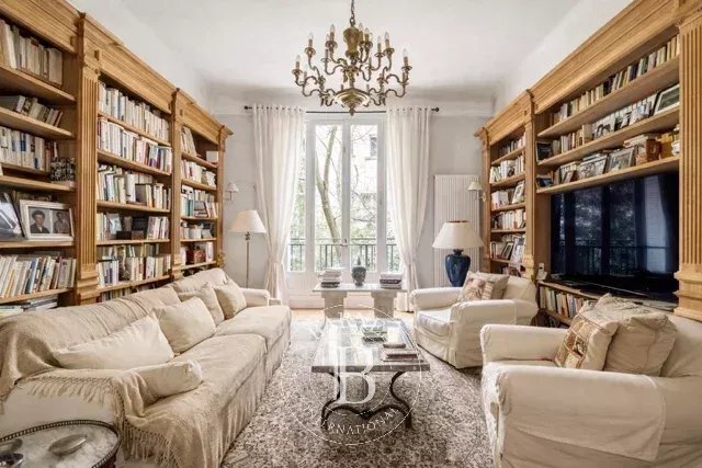 Estate in La Plaine des Sablons, Neuilly-sur-Seine, France 4 - 18352649