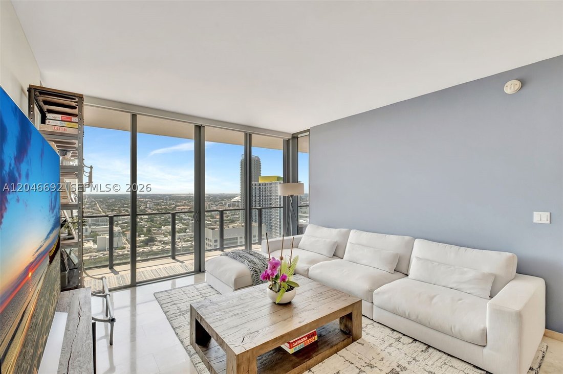 Condo in Miami, Florida, United States 3 - 18354266
