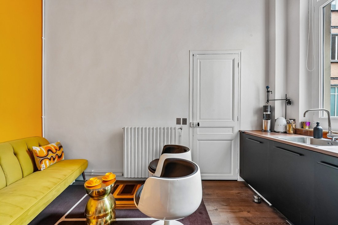 Apartment in Lorette-Martyrs, Paris 9e Arrondissement, Paris 4 - 18356557