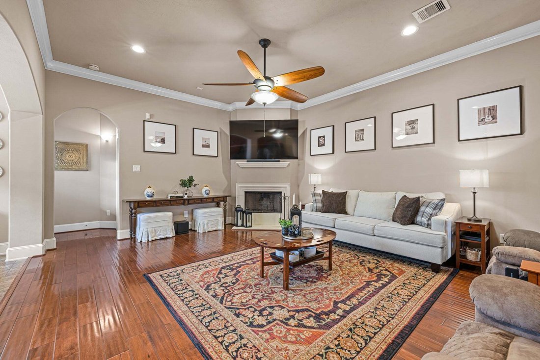 House in Houston, Texas, United States 4 - 18353208