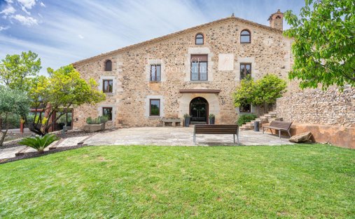 Finca in Girona, Catalonia, Spain 1