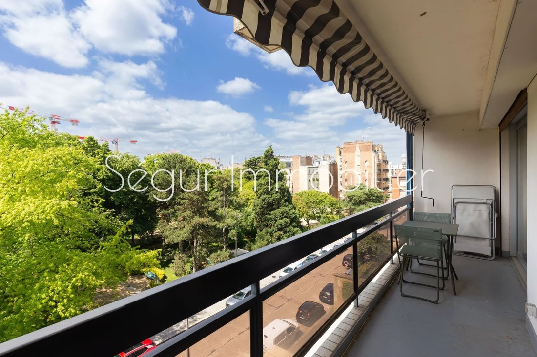 Apartment in Violet Commerce, Paris 15e Arrondissement, Paris 1 - 18350958