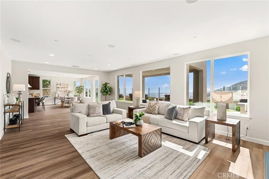 House in Fontana, California, United States 4 - 18354823