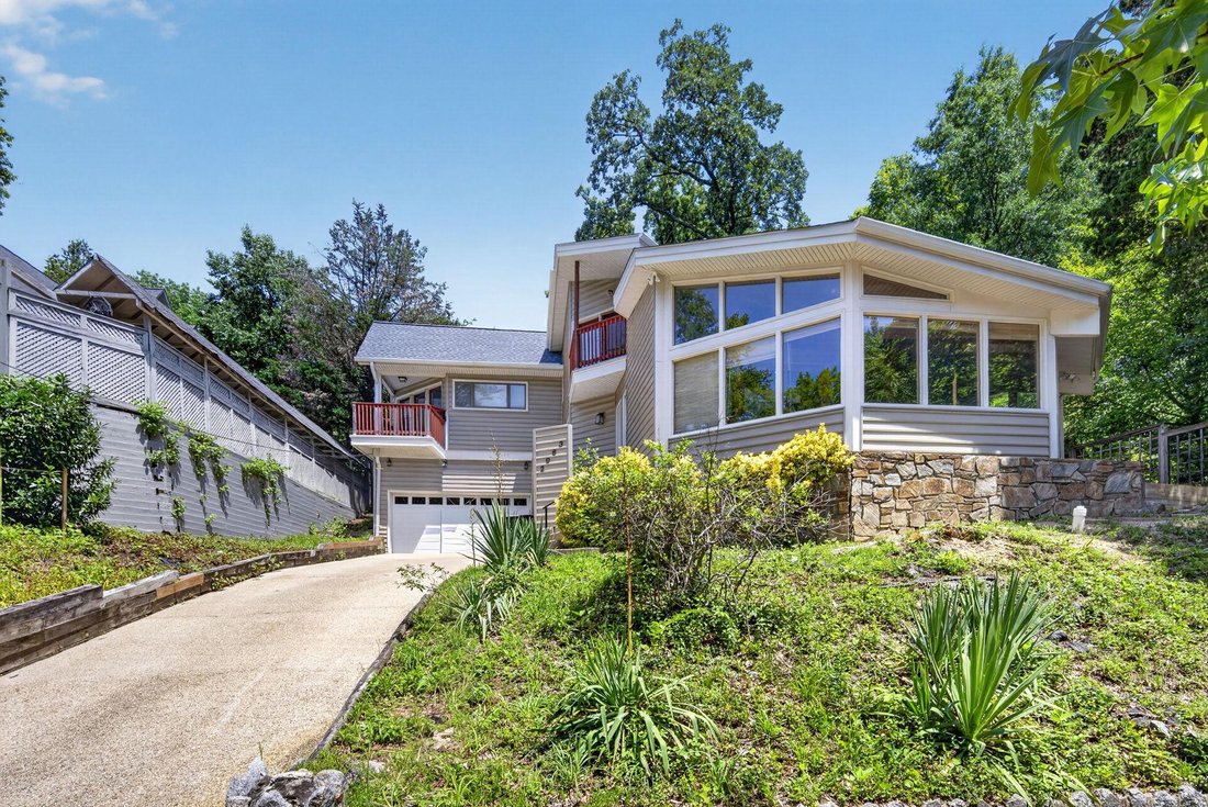 House in Washington, District of Columbia, United States 1 - 18351064