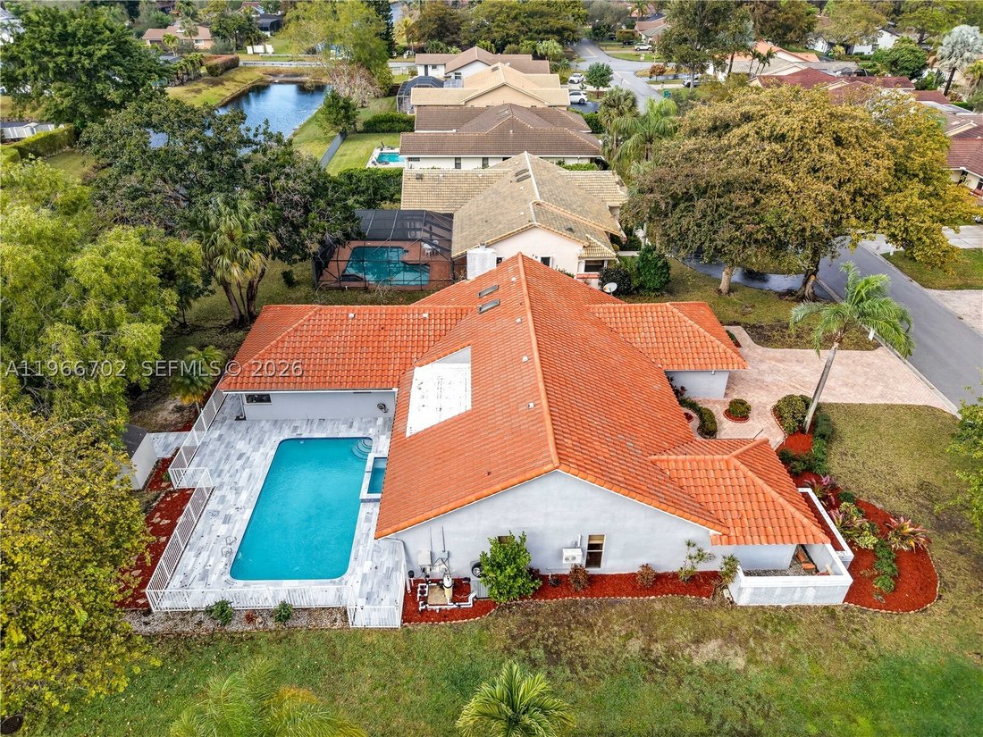 House in Coral Springs, Florida, United States 4 - 17244314