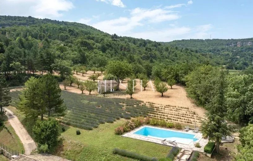 Casa di campagna a Saignon, Provenza-Alpi-Costa Azzurra, Francia 4 - 18352646