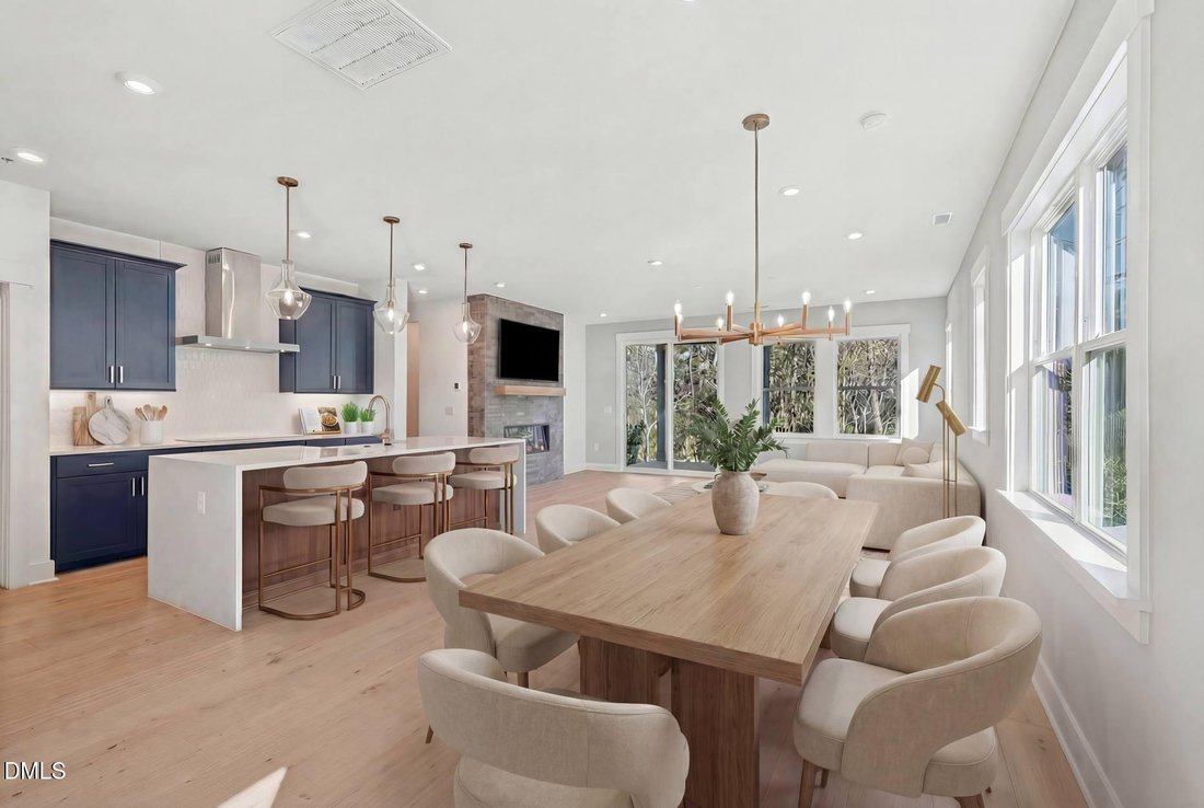 Townhouse in Chapel Hill, North Carolina, United States 2 - 18353549