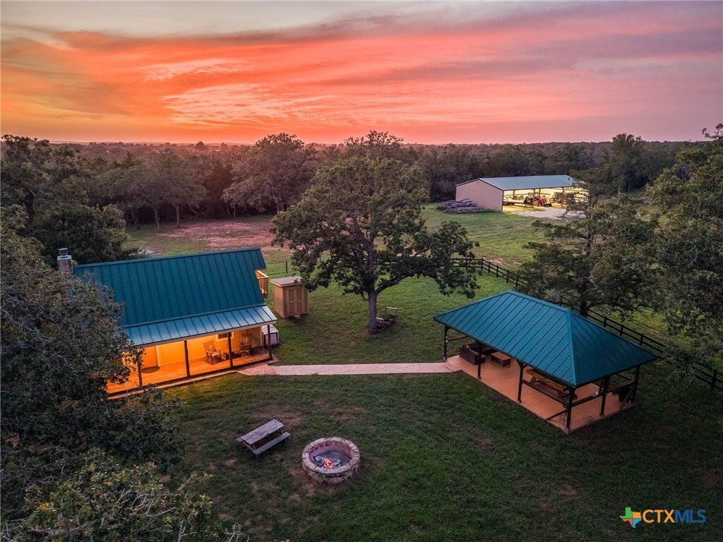 House in Harwood, Texas, United States 1 - 18354979