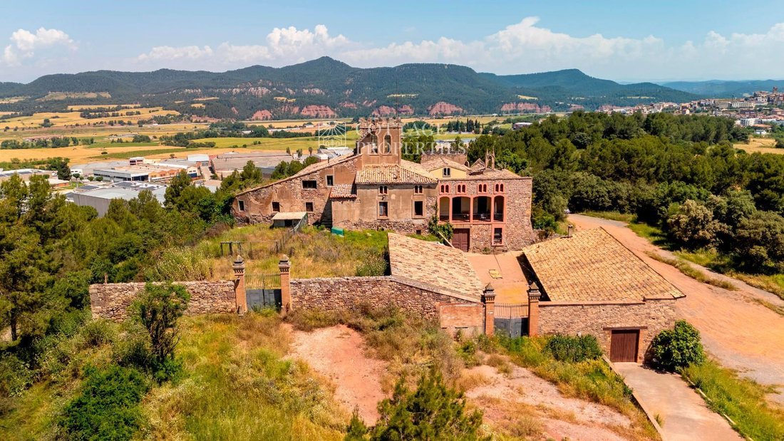 Finca in Artes, Catalonia, Spain 1 - 18352921