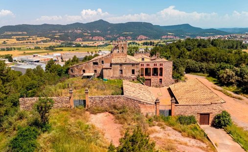 Finca in Artes, Catalonia, Spain 1