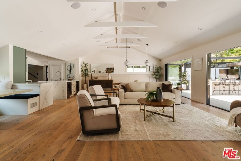 House in Los Angeles, California, United States 4 - 18354975