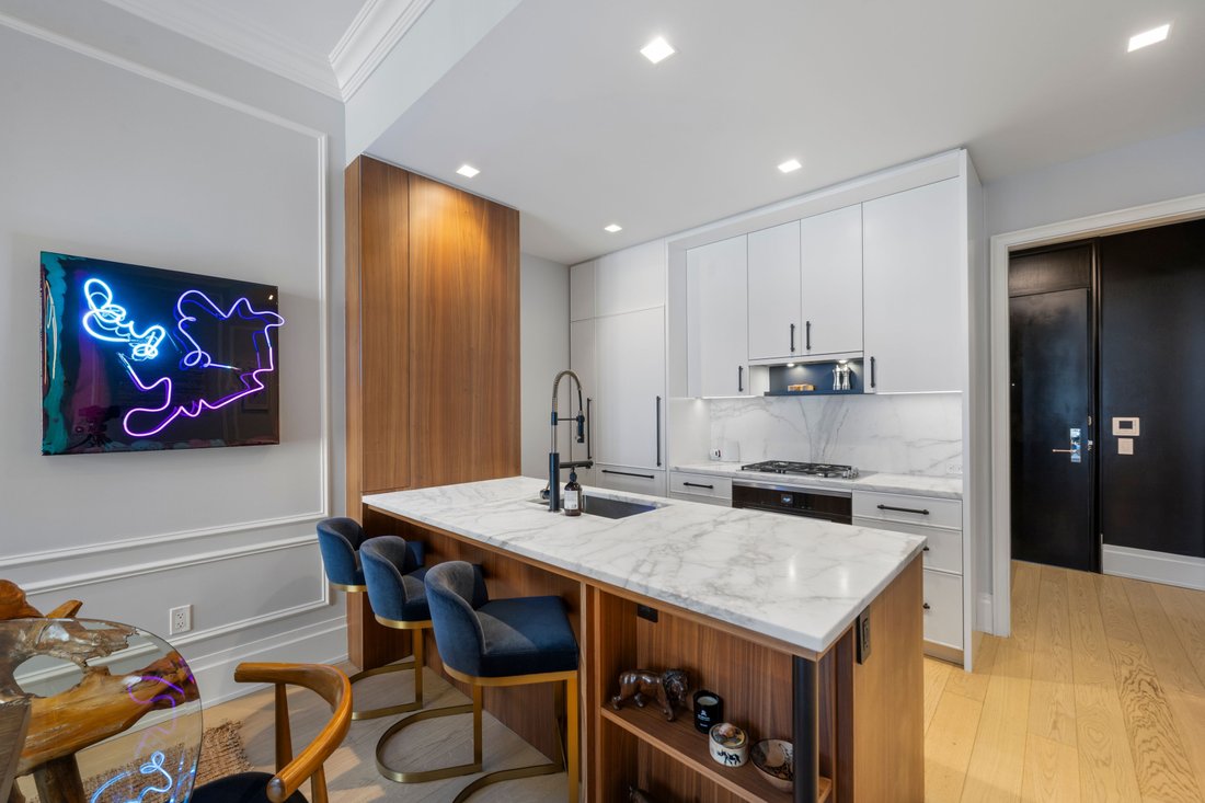 Condo in New York, New York, United States 4 - 18356560