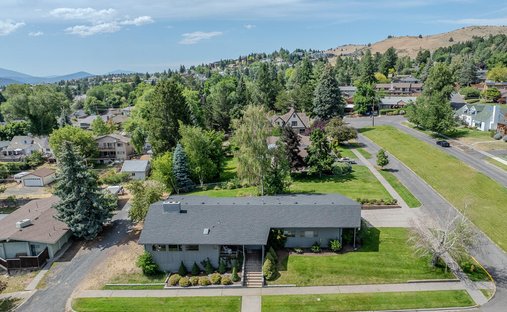 House in Klamath Falls, Oregon, United States 1