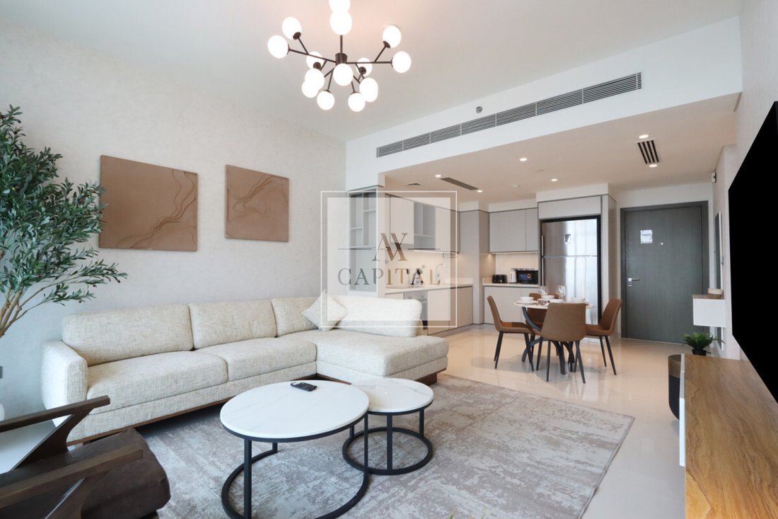Apartment in Business Bay, Dubai, United Arab Emirates 1 - 18352602