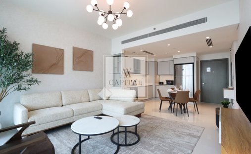 Apartment in Business Bay, Dubai, United Arab Emirates 1