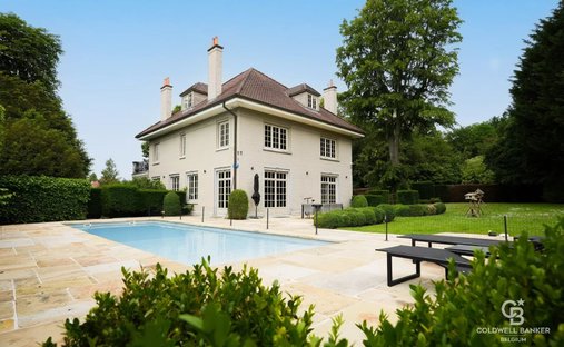 Villa in Sint-Genesius-Rode, Flanders, Belgium 1
