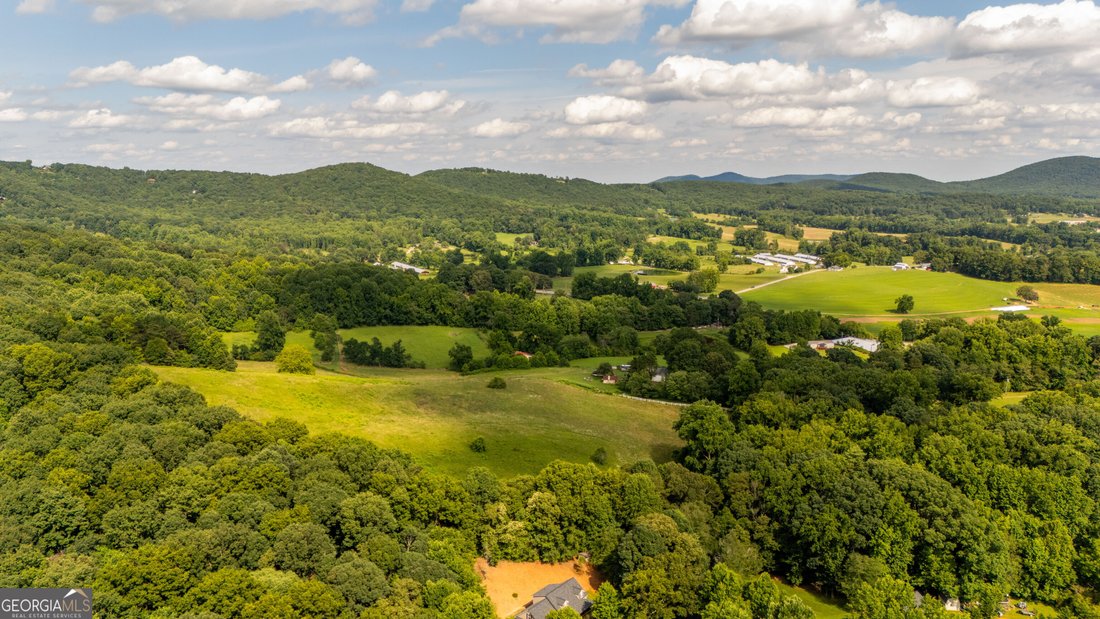 Farm Ranch in Cleveland, Georgia, United States 3 - 18353771