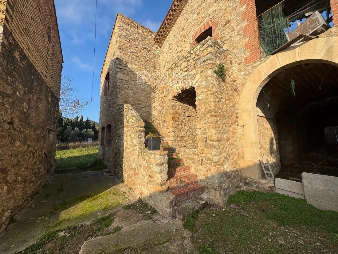 Finca in Darnius, Catalonia, Spain 2 - 18352623