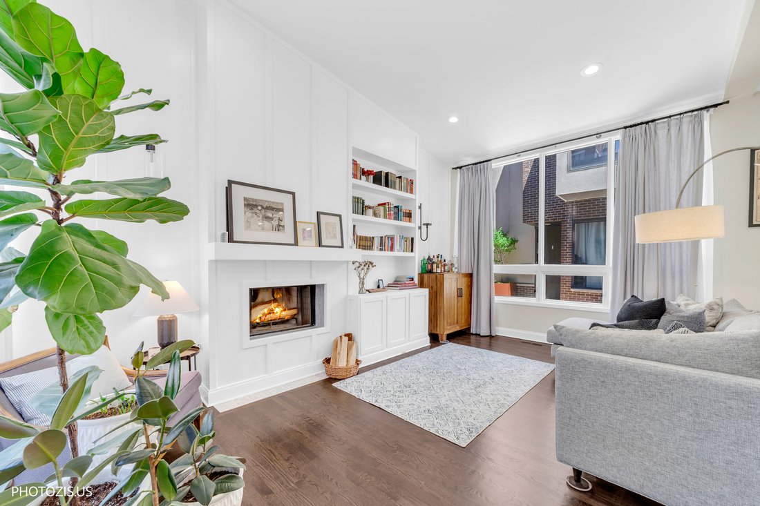 Condo in Chicago, Illinois, United States 5 - 18354650