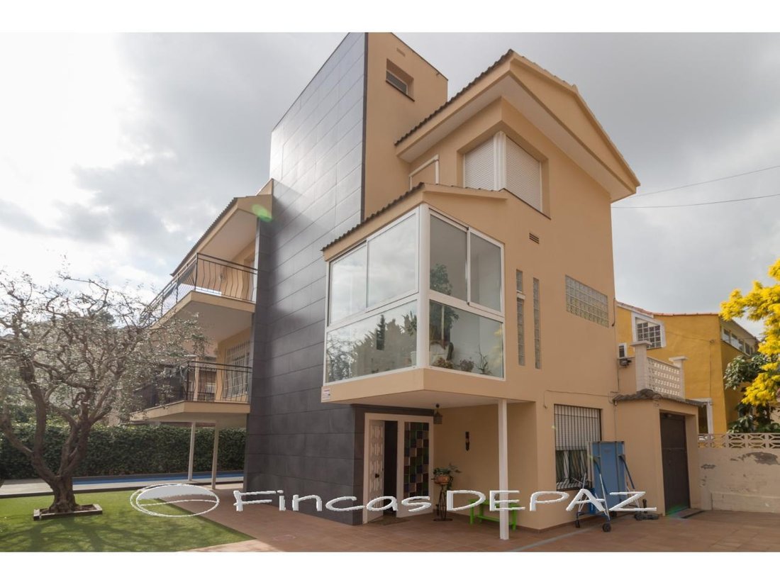 House in Castelldefels, Catalonia, Spain 3 - 18351016