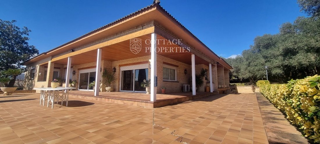 House in Banyoles (District), Banyoles, Spain 2 - 18353040