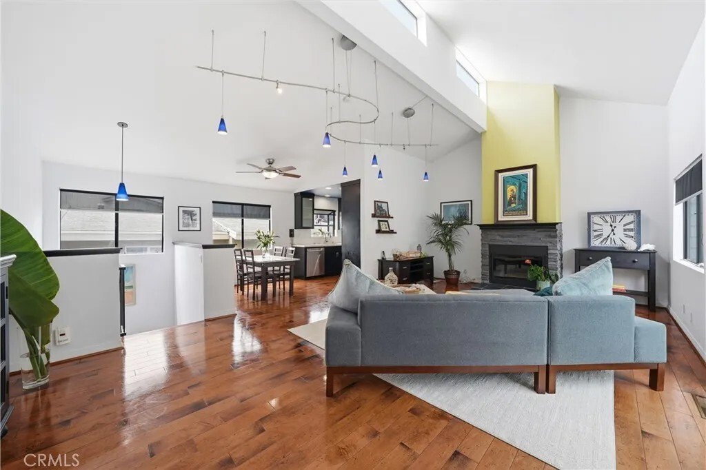 Townhouse in Hermosa Beach, California, United States 5 - 18354767