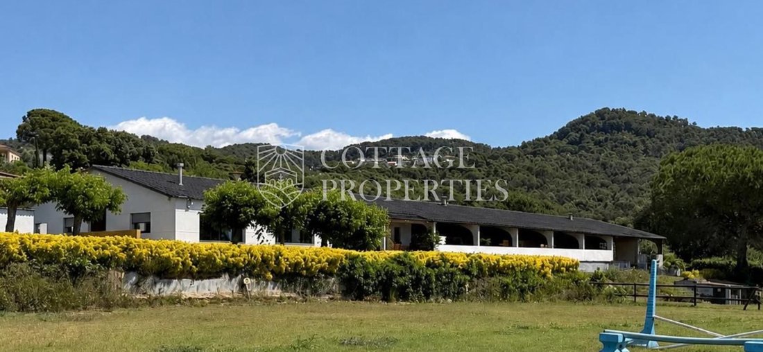 Finca in Bigues i Riells, Catalonia, Spain 1 - 18352275