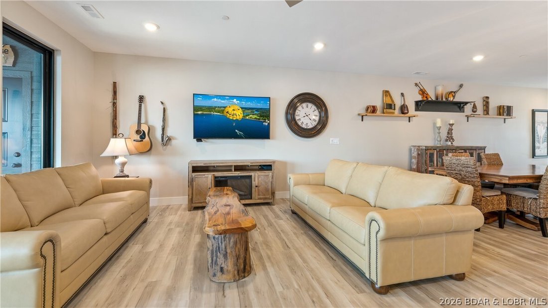 Condo in Lake Ozark, Missouri, United States 2 - 18350852