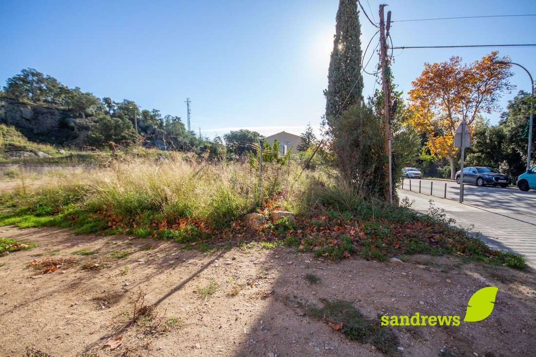 Land in la Jonquera, Catalonia, Spain 2 - 18351044