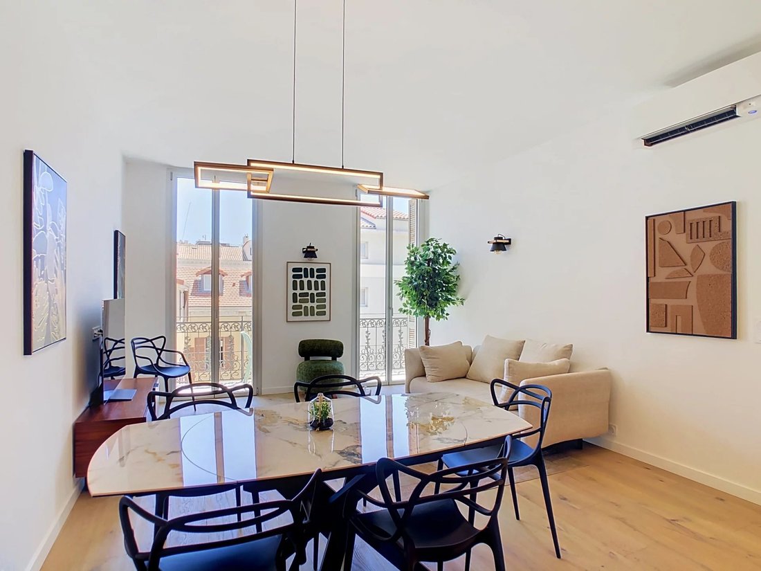 Apartment in Saint Nicolas, Cannes, France 1 - 18352551