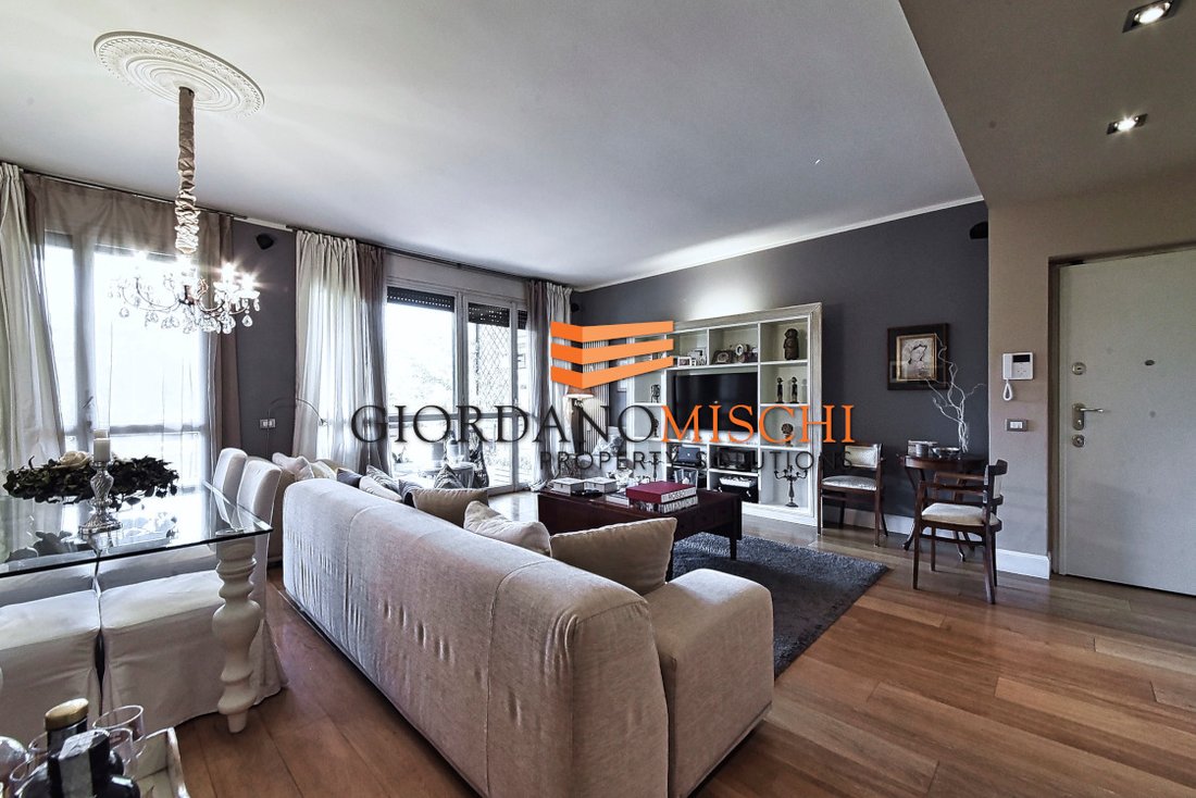 Apartment in Vedano al Lambro, Lombardy, Italy 3 - 18353597