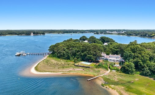 House in Barnstable, Massachusetts, United States 1
