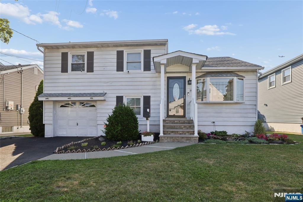 House in North Arlington, New Jersey, United States 2 - 18352893