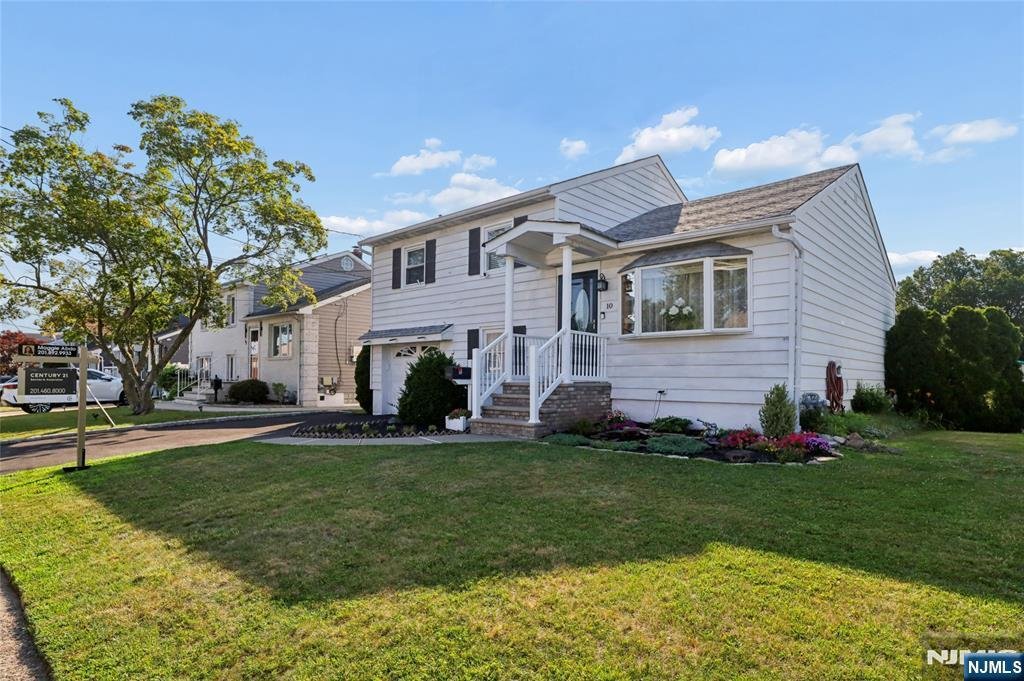 House in North Arlington, New Jersey, United States 4 - 18352893