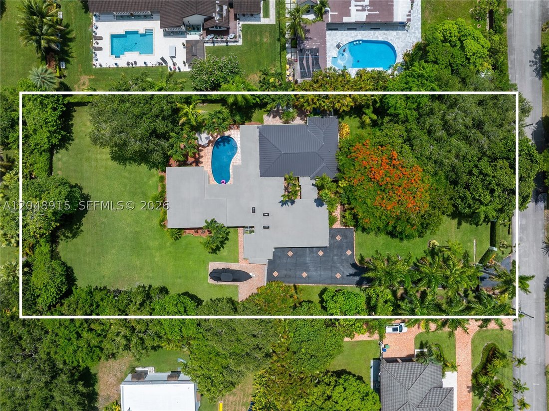 House in Miami, Florida, United States 1 - 18354249