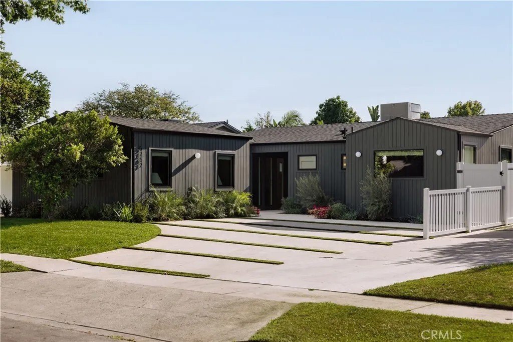 House in Los Angeles, California, United States 1 - 18354805