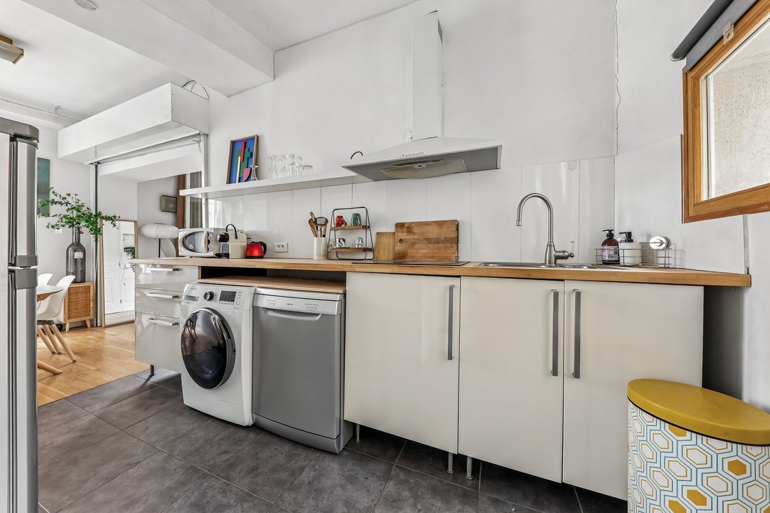 Apartment in Odéon, Paris 6e Arrondissement, Paris 3 - 18356558